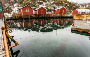 vann og rorbuer, nusfjord i lofoten